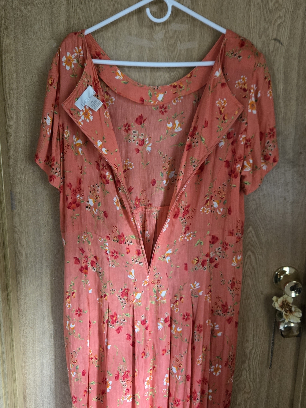 Women’s Coral Floral Spring Summer Casual Scoop-Neck Padded Shoulders Dress - Picture 8 of 8